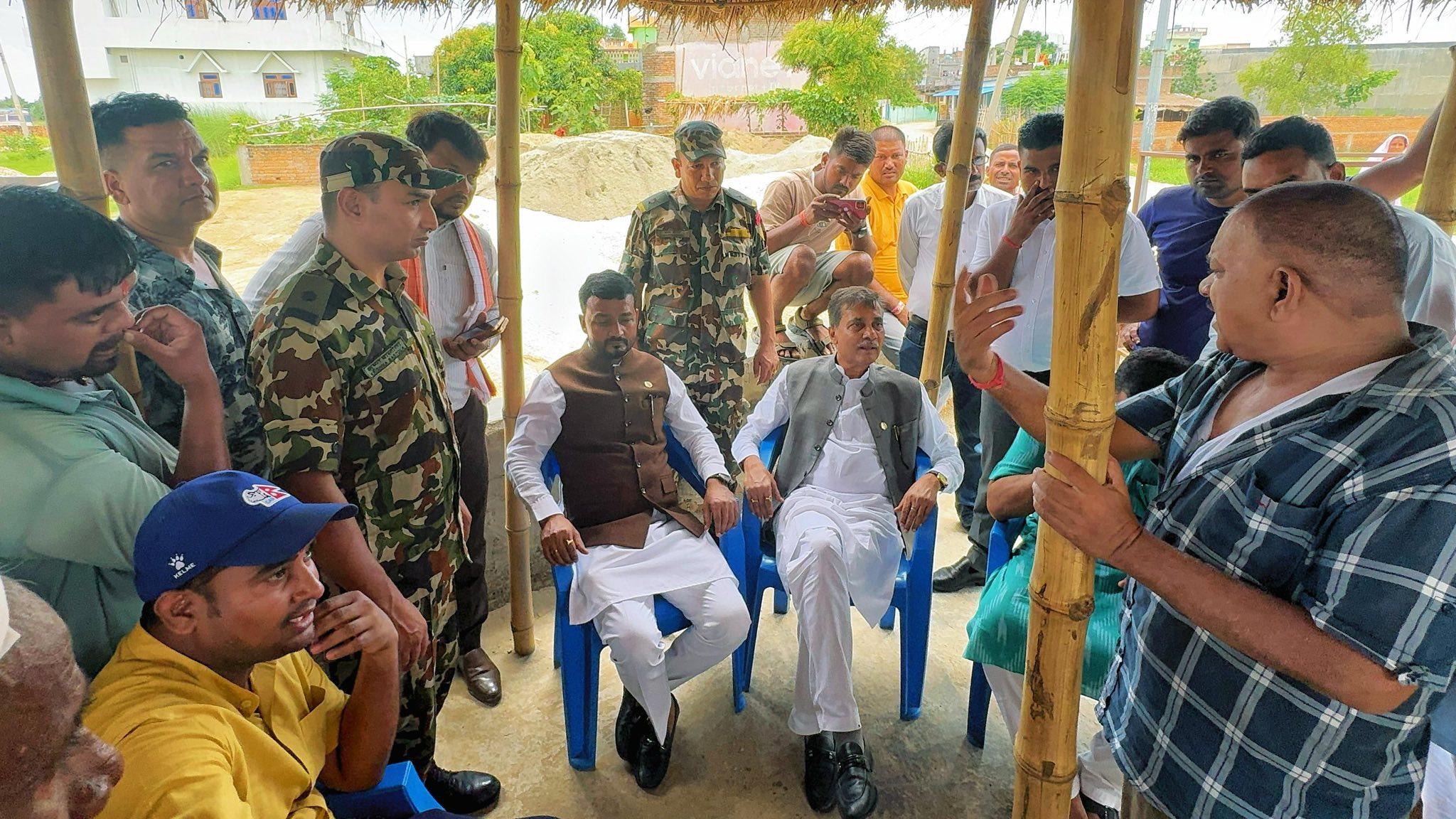 दुई मन्त्रीद्वारा खानेपानी अभाव भएको क्षेत्रमा अनुगमन